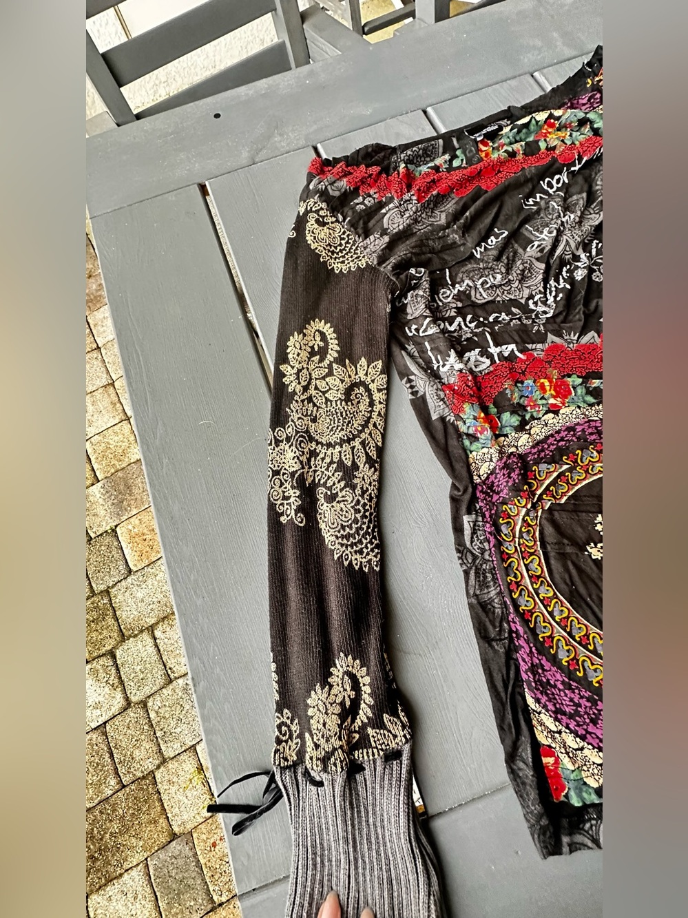 Desigual Mixed Media Patchwork Mandala Long Sleeve Top Black Red Size XL - Picture 7 of 7